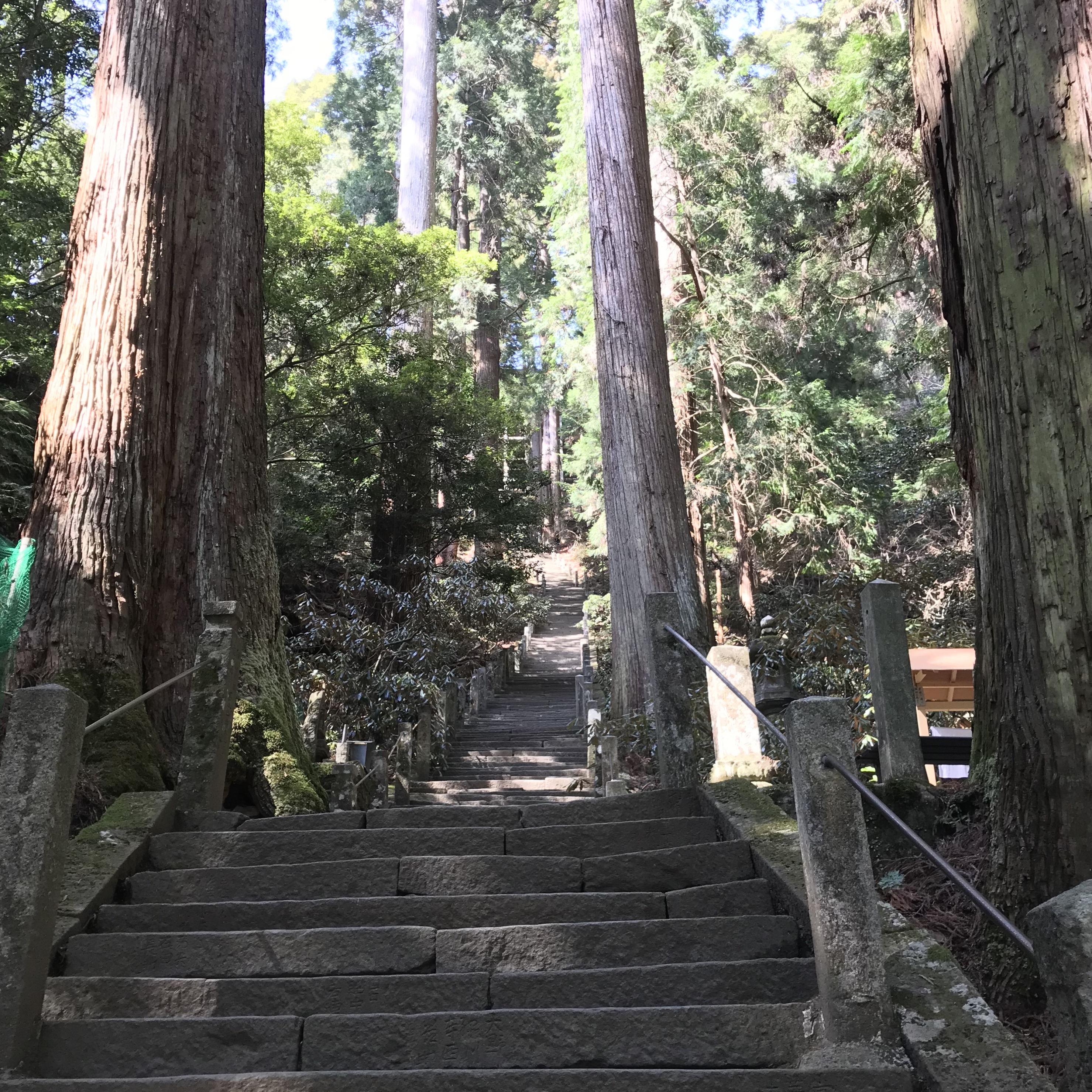 室生寺奥の院へ続く道-2